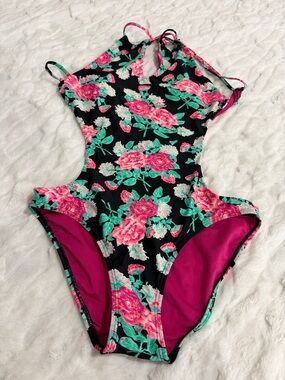 Mar Floral One-Piece Swimsuit - Black & Pink Size M.